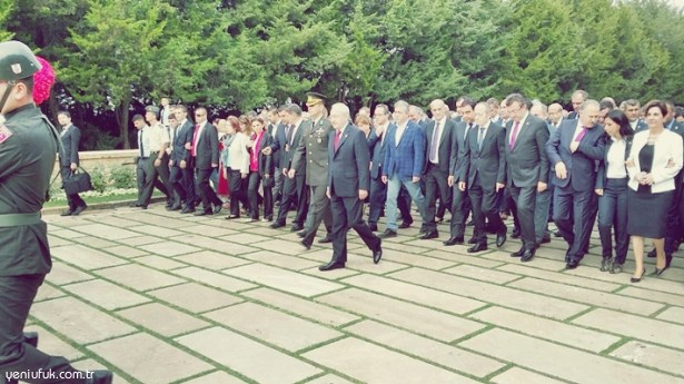 92. YILDA ANITKABİR'E YÜRÜDÜLER..
