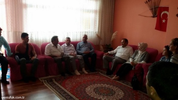 VALİ KABAN VE MÜDÜR AK'TAN ŞEHİT AİLESİNE ZİYARET.