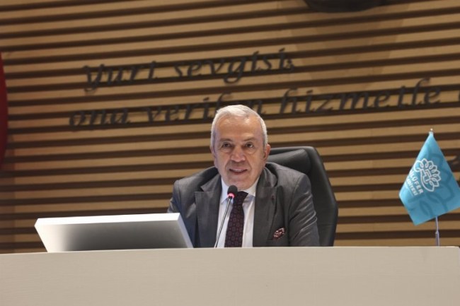 Başkan Özdemir: "Çalışanın emeğinin karşılığını vermek önceliğimiz"