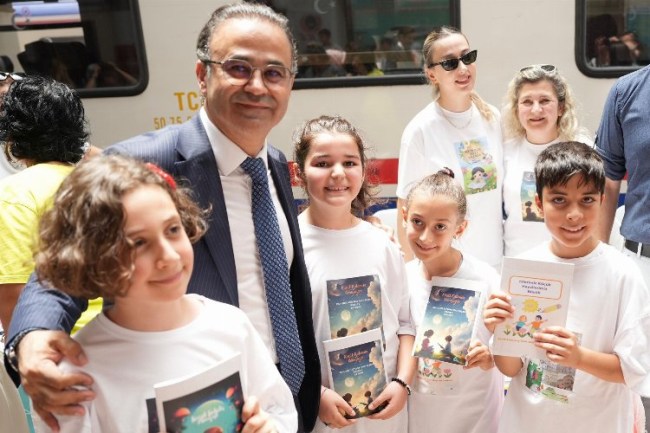 İzmir'de ‘Dilimizin Zenginlikleri'ne kapanış