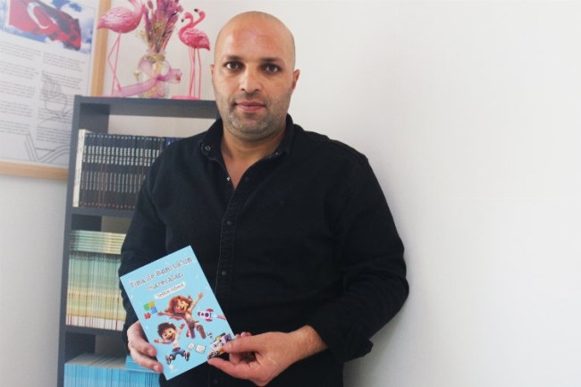 Van Gölü, Albert Yetkin'in çocuk kitabına eklendi