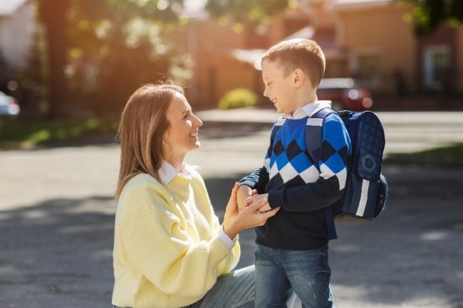 Uzm. Dr. Tanrıverdi: "Çocuğunuzun değerinin ölçüsü karne notları değildir"