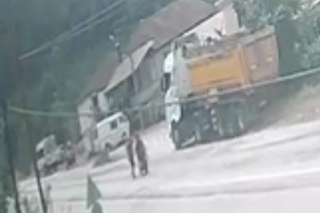 Yığılca'da motosiklet kazası: 2 kişi ağır yaralandı