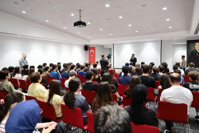 Denizli Büyükşehir'den gençlerle bilim buluşması