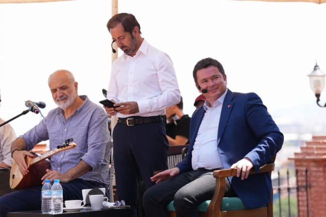 Bursa Osmangazi'ye değer katacak projelerini anlattı