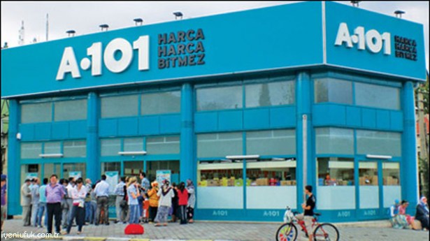 A-101'DE SKANDAL!.. "KANDIRILIYOR MUYUZ?"