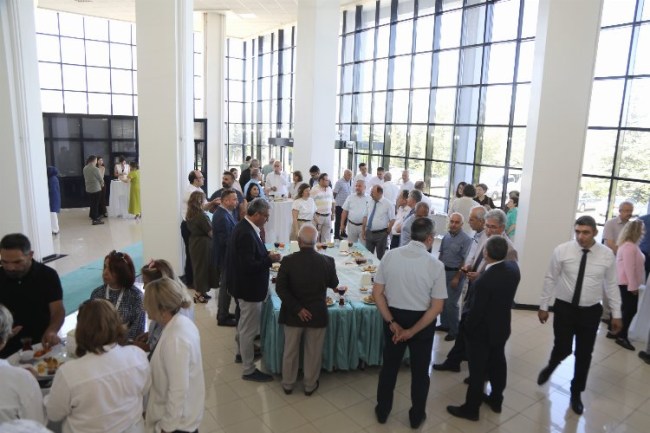 ERÜ'de bayramlaşma töreni düzenlendi