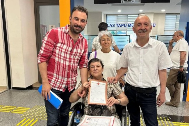 Hayırsever Şerife Çağlayan Çağdaş Yaşamı Destekleme Derneği'ne evini bağışladı