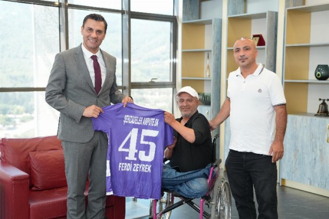 Başkan Zeyrek: "Her zaman yanınızda olacağız"