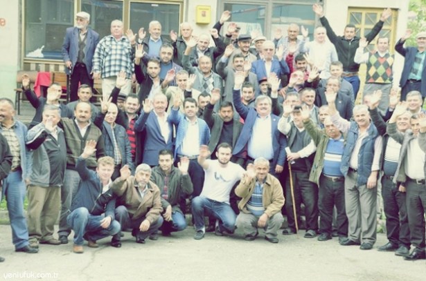 EREĞLİNİN EN UZAK KÖYÜNE AK PARTİ ÇIKARTMASI