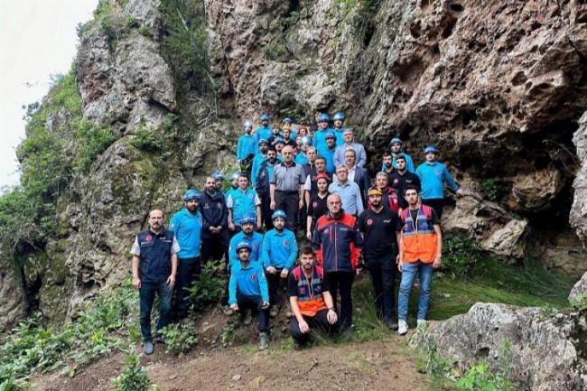 TDV Arama Kurtarma Ekibi, Yoroz Kent Ormanı'nda tatbikat yaptı