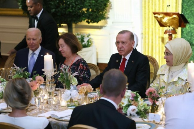 Cumhurbaşkanı Erdoğan, Biden'ın resmi yemeğinde