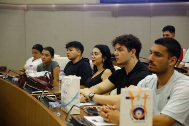 Güneş Okulu Projesi'nde gençlere sektör tanıtıldı