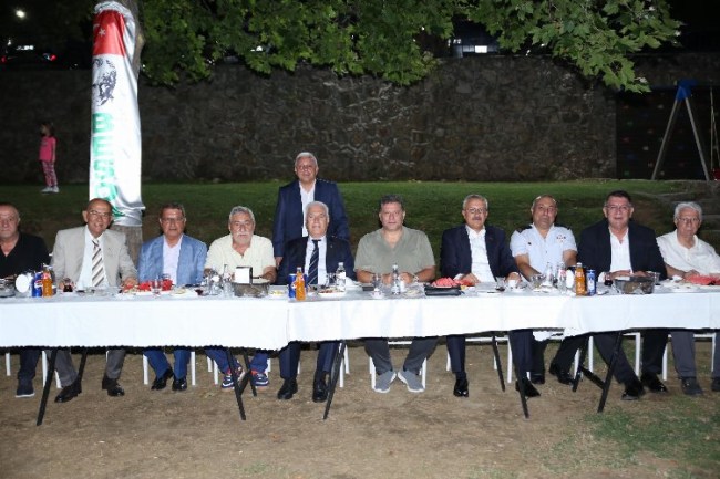 Başkan Bozbey: "Esnafa sahip çıkmalıyız"