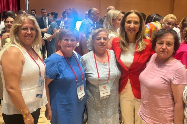 CHP Edirne İl Kadın Kolları'nda Çiğdem Gegeoğlu güven tazeledi