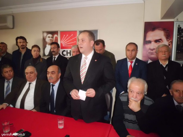 PARTİ BİNASI DOLDU, TAŞTI!..