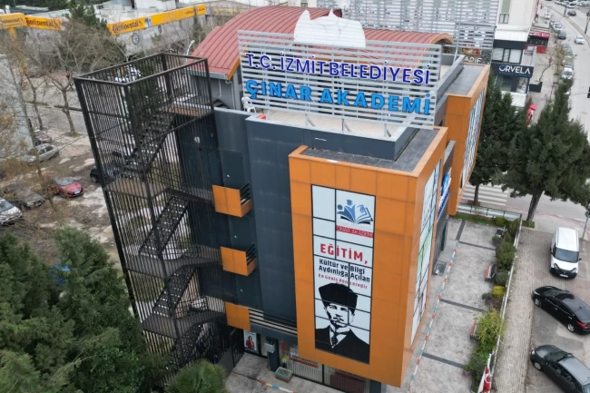 Çınar Akademi öğrencilerinden YKS'de üstün başarı