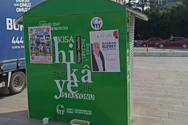 Mustafakemalpaşa'da kitap bağış standı harabeye döndü