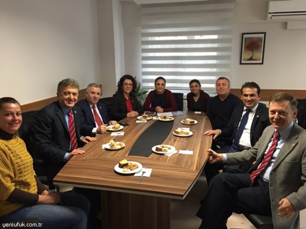 DEMİRTAŞ'TAN TTB, SES VE BASK'A ZİYARET..