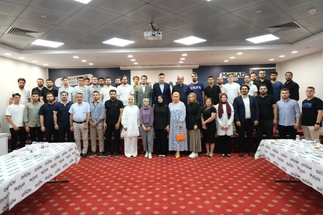 Güngör Turizm Yönetim Kurulu Başkanı Ahmet Güngör, genç MÜSİAD'ın konuğu oldu