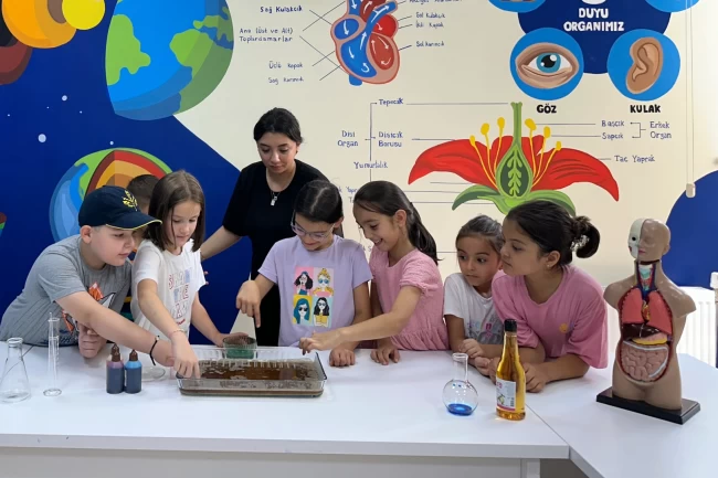 Çayırova Bilgievi Yaz Okulları'nda eğitim sona erdi