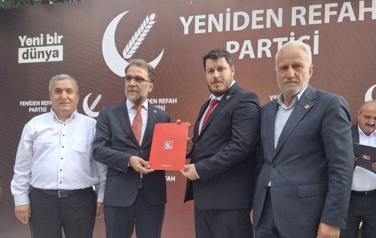 YRP’nin yeni ilçe başkanı Emre Karaarslan oldu