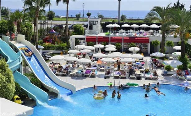 Antalya'da Herşey Dahil Tatil İçin 4 Otel Seçeneği