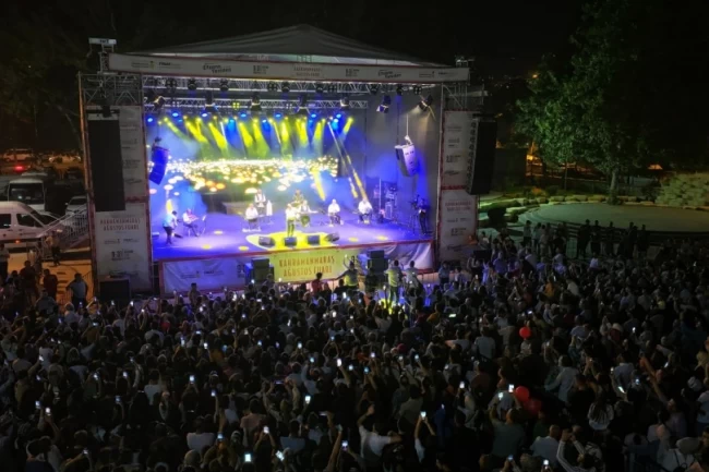 Mustafa Keser'den Ağustos Fuarı'nda büyüleyici performans