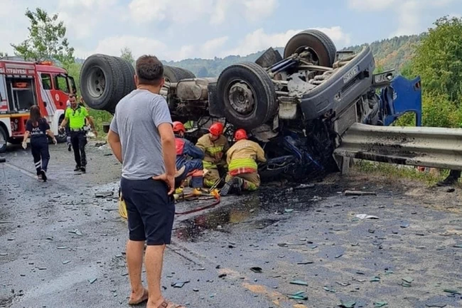 Bolu Dağı'nda feci kaza: 2 kişi hayatını kaybetti