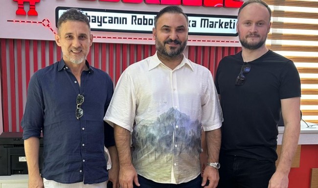 Tıskaoğlu, ZONSİAD yönetim kurulu üyesi Umut Meriç’i Azerbaycan’da ziyaret etti.