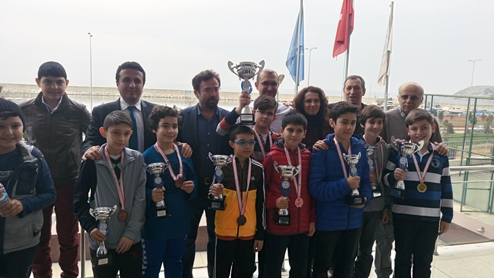 6 ÖĞRENCİ ŞAMPİYONAYA..