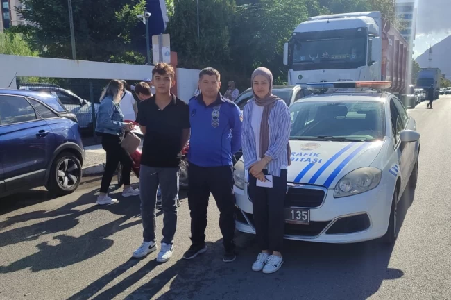 Manisa Büyükşehir'den memur adaylarına destek