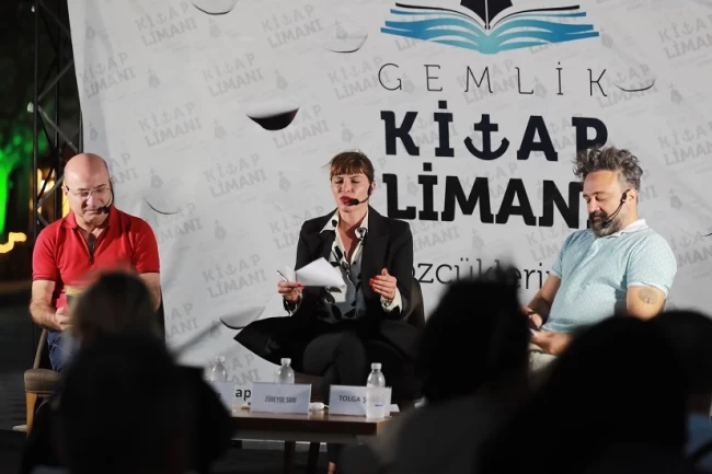 Gemlik Kitap Limanı'nda Türkiye'nin Hukuki Geleceği konuşuldu
