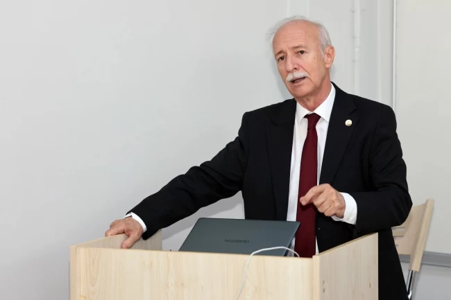 Mustafa Hatipler, Kırkpınar Spor Bilimleri Fakültesi'nin Akademik Kurul toplantısına katıldı