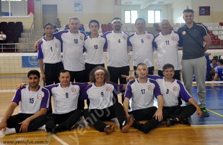 EREĞLİDE VOLEYBOL ŞAMPİYONASI BAŞLADI..