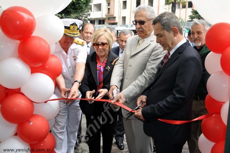 AÇILIŞI BİRLİKTE YAPTILAR..