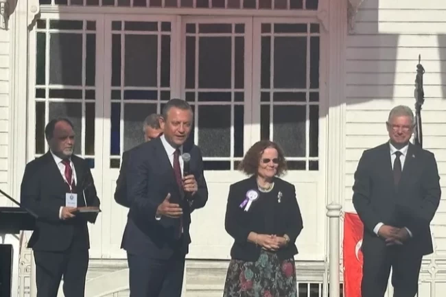 Mudanya 102. Yıl Barış Yolu Ödülü'nün sahibi Prof. Dr. Ayşe Yüksel oldu