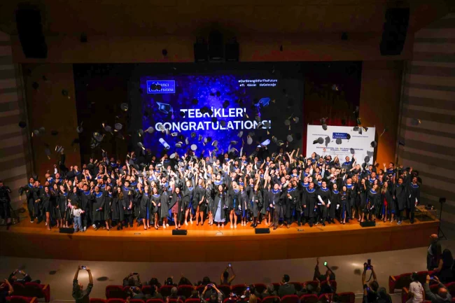 Rektör Yusuf Leblebici: "Birlikte yaratmaya ve geliştirmeye devam edeceğiz"