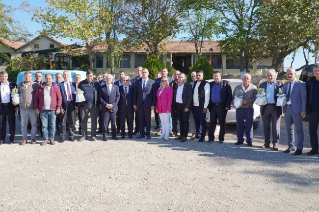 Başkan Özcan, Muhtarlar Günü'nde muhtarlarla kahvaltıda bir araya geldi