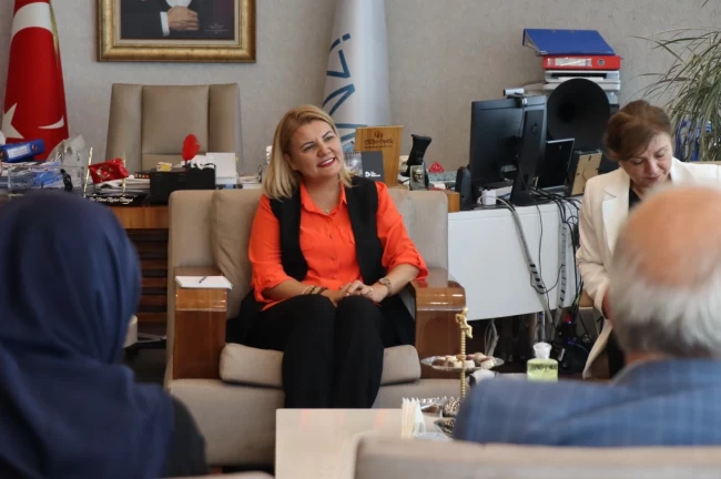 Hürriyet, Halk Günü buluşmalarına 25 Ekim'de devam edecek