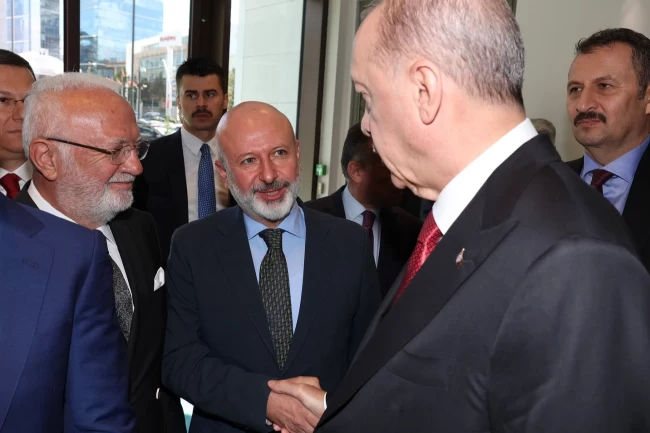 Başkan Çolakbayrakdar, "Cumhurbaşkanımız Sayın Erdoğan, hemşehrilerime selamlarını iletti"