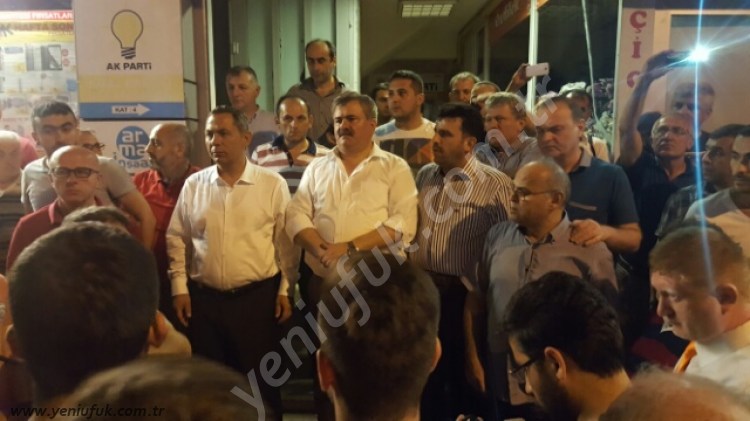 SON DAKİKA..AK PARTİLİLER TOPLANDI..