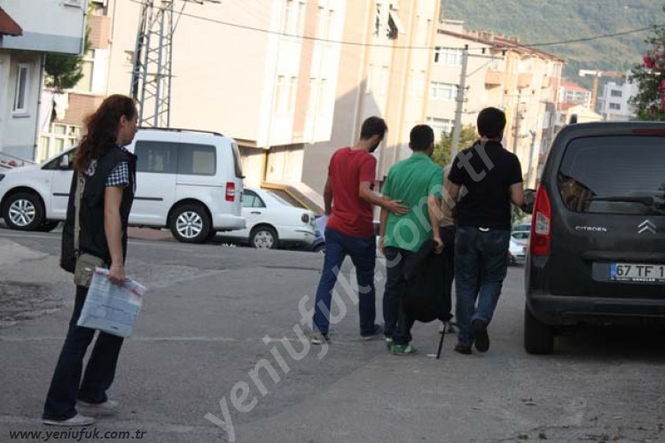 FLAŞ..FLAŞ..2 ASKER GÖZALTINDA..