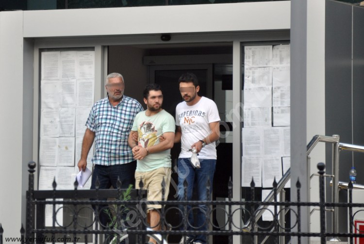 300 GRAM SENTETİK UYUŞTURUCU İLE YAKALANDI..