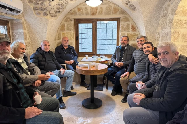 Karahan Mardin'de okurlarıyla buluştu
