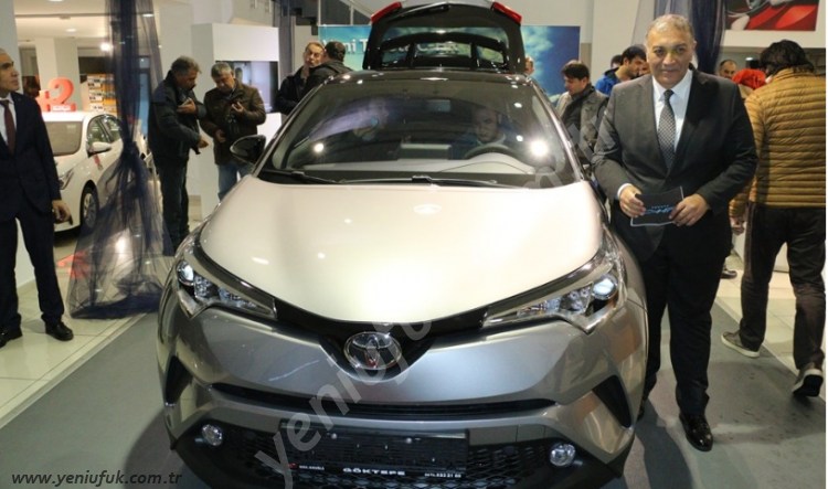 TÜRKİYE'DE ÜRETİLEN C-HR GÖRÜCÜYE ÇIKTI..