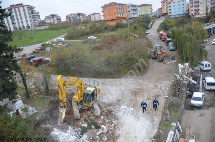 ALAPLI BELEDİYESİNDEN ÇEVRE DÜZENLEMESİ..