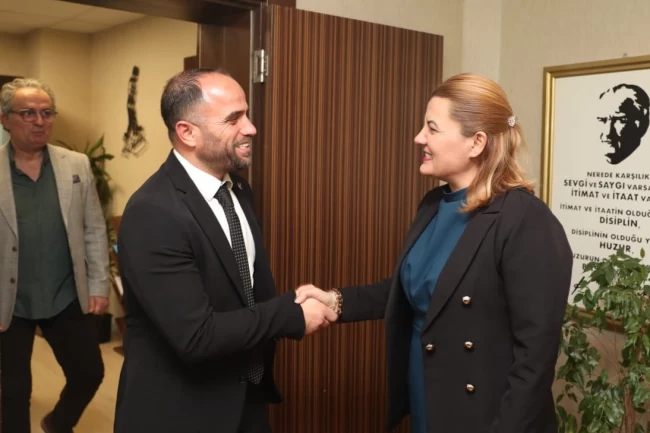 Yeniden Refah Partisi İzmit İlçe Başkanı Şahin'den Başkan Hürriyet'e ziyaret