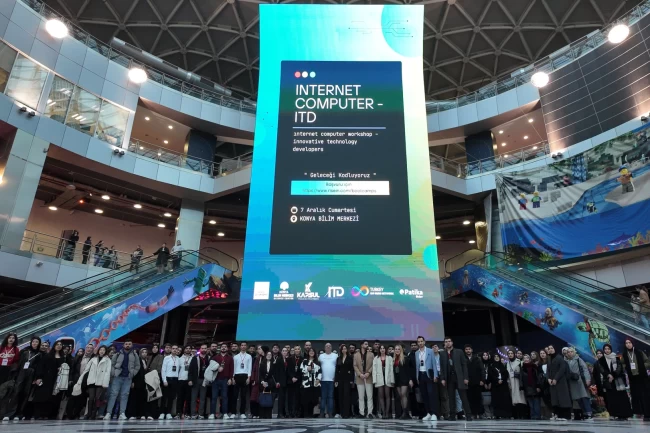 Konya Bilim Merkezi'nde "Internet Computer ve Smart Contract Yazma" eğitimi düzenlendi