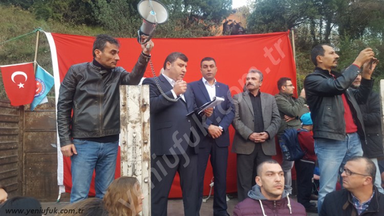 BİNLERCE İŞÇİ MEYDANLARDA..